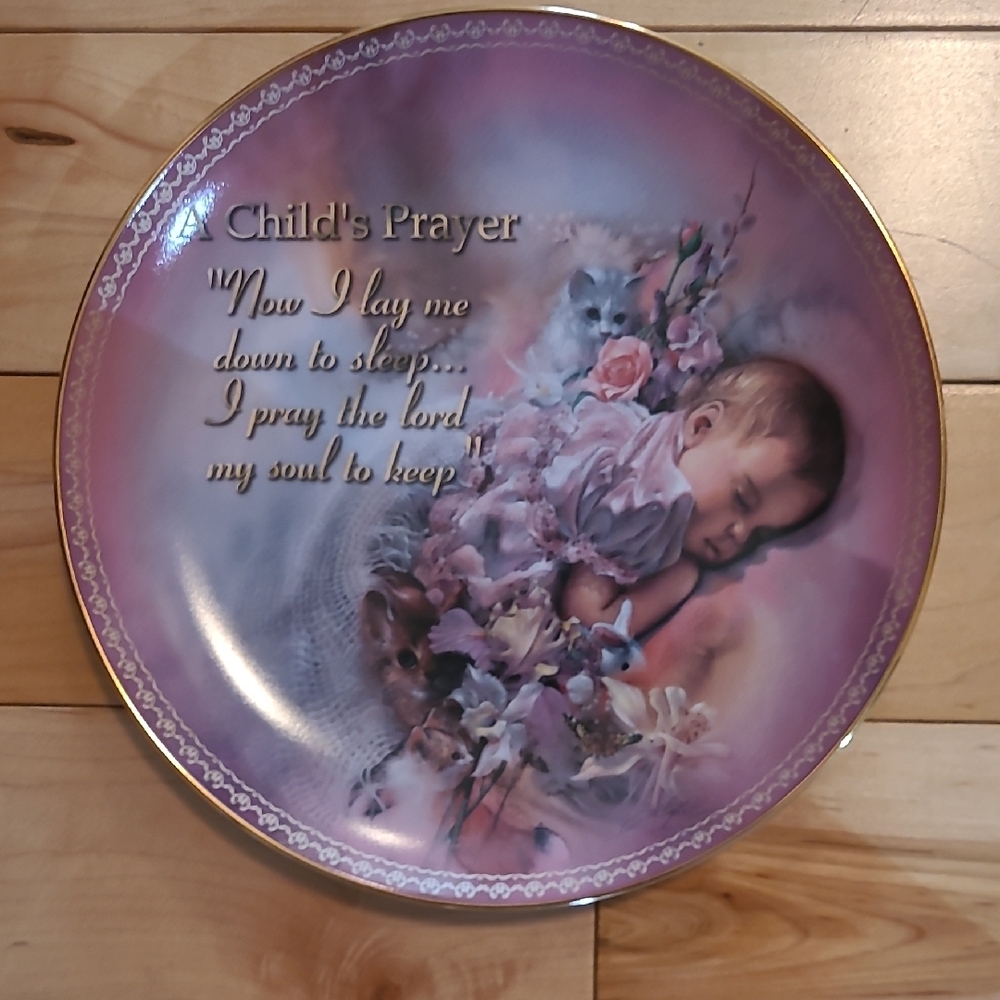 Decorative Plate "A Child's Prayer" by Lee Bogal